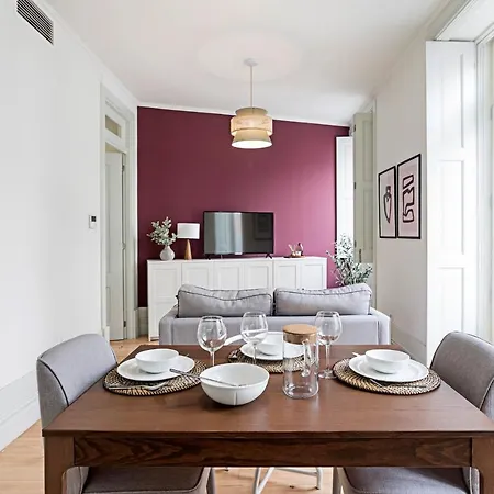 Apartment Camoes Flat With Balcony By Lovelystay *