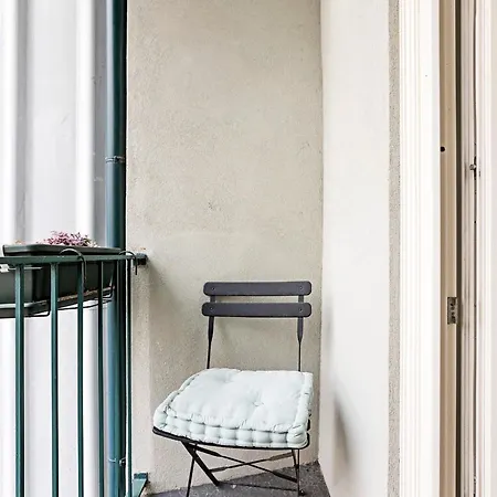Camoes Flat With Balcony By Lovelystay Apartment Porto